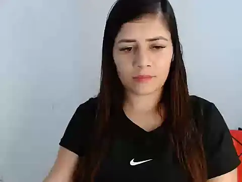 צ'אט XXX בשידור חי של Luna_zoe
