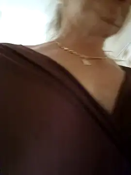 Chat +18 de gentleblonde ao vivo