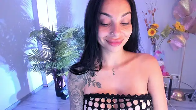 Chatroom XXX en direct de MissSiennaa