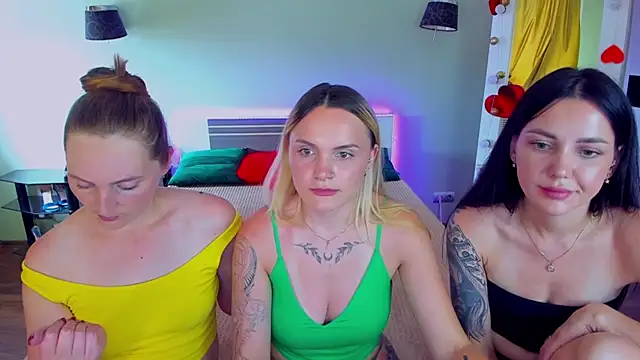 Chat XXX en directo de MagicEyess