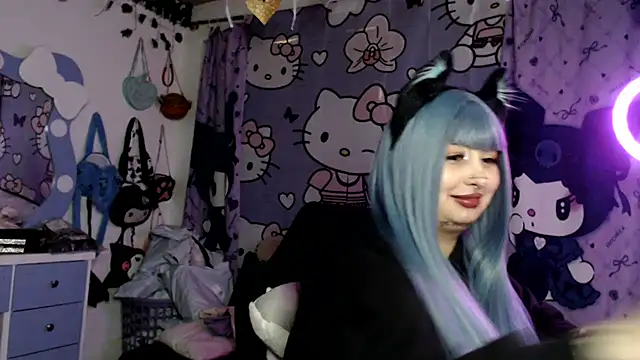 lussyevans24 라이브 XXX 채팅