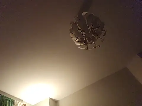 CurvySquirter69's Webcam Show