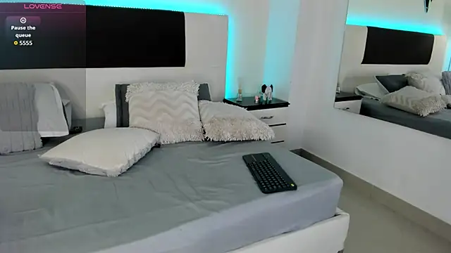 Chat +18 de Sky_Loren ao vivo