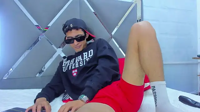 JARED_BOY1 Adlı Modelin Canlı XXX Sohbeti