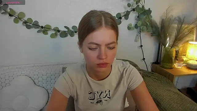 EmillyStarr's Live XXX Chat