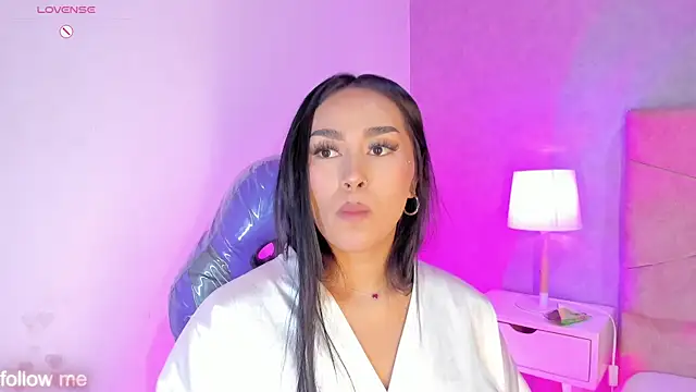 Chat +18 de Cameliaa_Smiith ao vivo