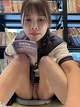 Fire-18's Live XXX Chat
