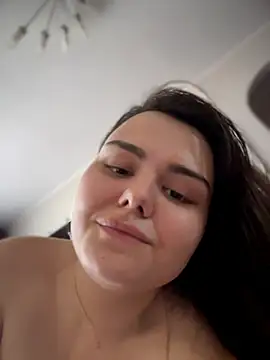 Chatroom XXX en direct de NikaMur