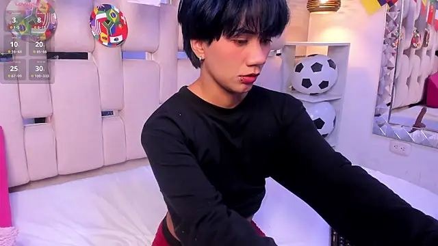 Eriol_ Chat XXX live