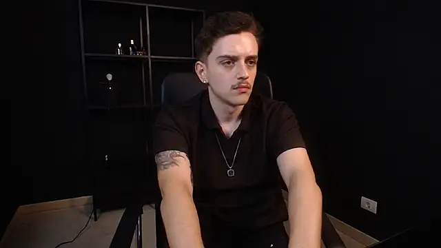 Онлайн чат XXX FelixStarkk