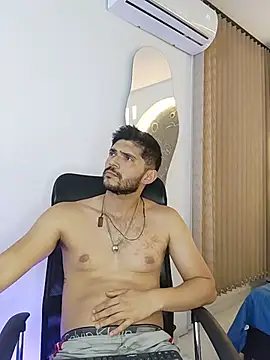 Chat +18 de ritzabeth_daniel ao vivo