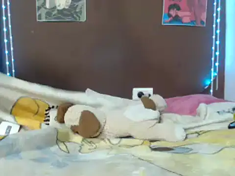 Doeschi_Fox Adlı Modelin Canlı XXX Sohbeti
