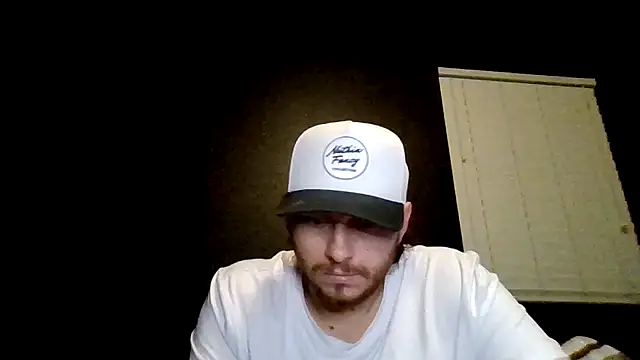 Mikecloudyhawk XXX чат на живо