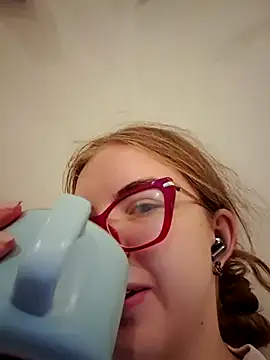 Sarah_HS' Live XXX Chat