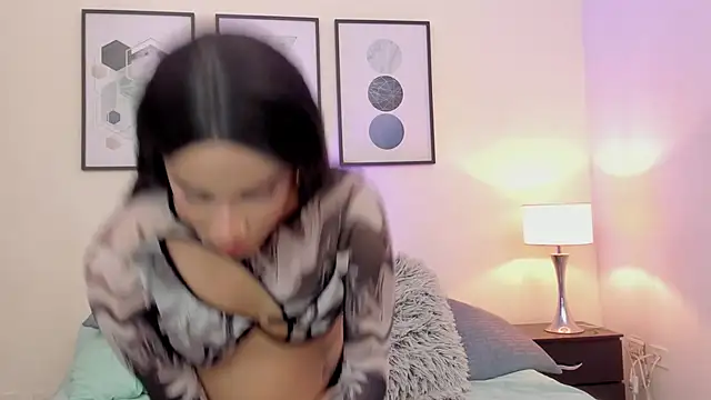 Amelia_Brixton webkamerás műsora