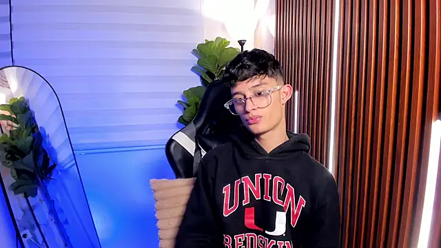XXX chat uživo modela Patrick_Howland_
