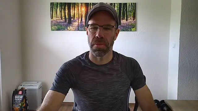 DaddyHarry_MatureStallion Live XXX-Chat