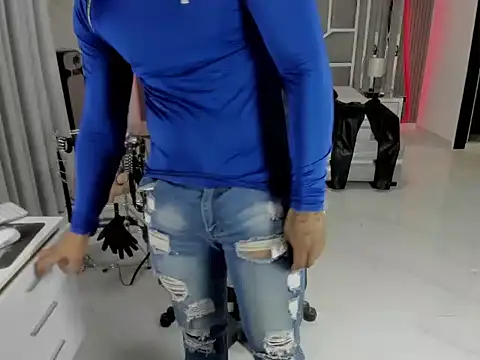Chat XXX Live master_leather