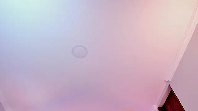 Chat +18 de Nina_Ford ao vivo