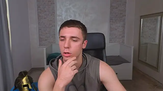 XXX chat uživo modela KellenWest