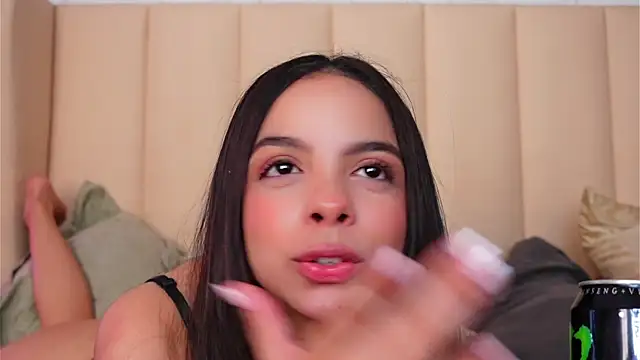 BambiRoses Chat XXX in diretta