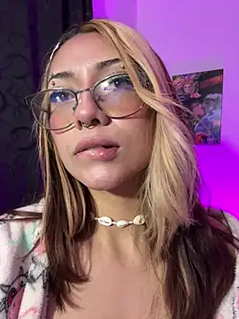 kittymiauu444 即時 XXX 聊天