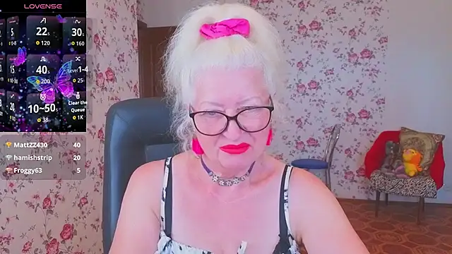 Maya_Mayflower's Live XXX Chat