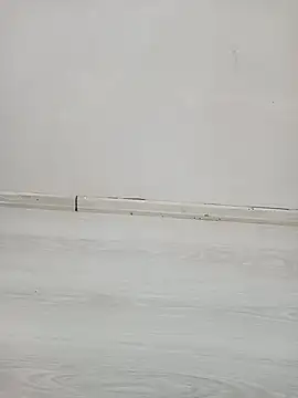RosesaremのライブXXXチャット