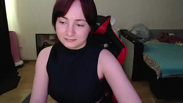 Laralianna Adlı Modelin Canlı XXX Sohbeti