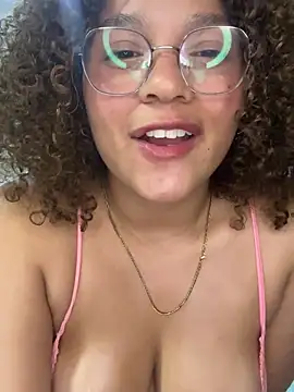 دردشة KendyLove_ الجنسية المباشرة