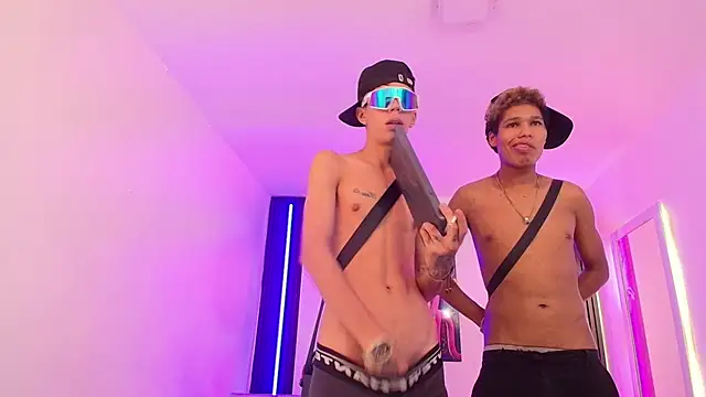 PharaohHeat_ Chat XXX in diretta