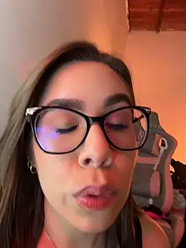 AlejaTacoa_ লাইভ XXX চ্যাট