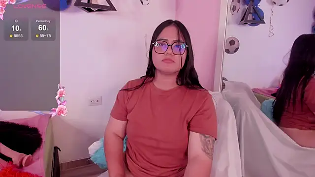 Briana_Goldd Chat XXX in diretta
