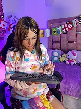 Dannia__'s Live XXX Chat
