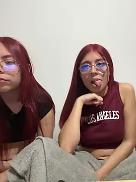 Chatroom XXX en direct de Cherry_Luna1