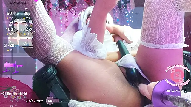 Chat XXX en directo de MilkyXSakura
