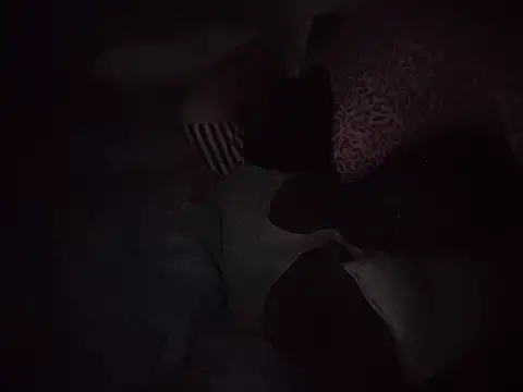 XXX chat uživo modela Dick2long87
