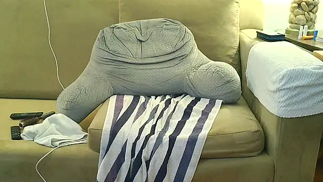 Chat XXX en directo de 9VOLTT