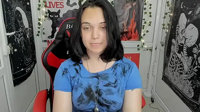 Czat XXX na żywo – Caroline_cutte