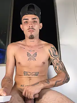 NikoStone_ élő XXX-chatje