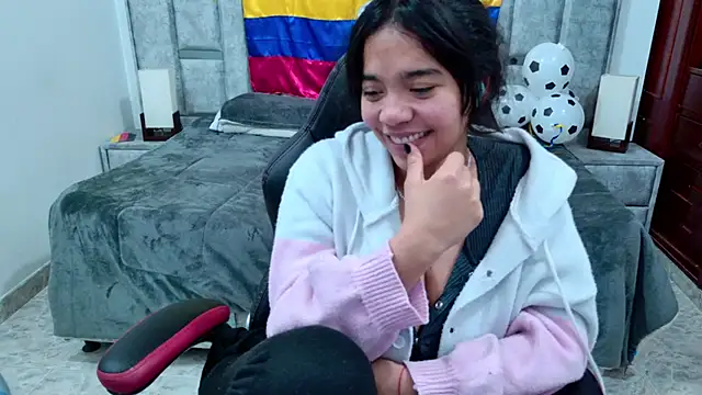 Chat XXX en directo de laureentt_