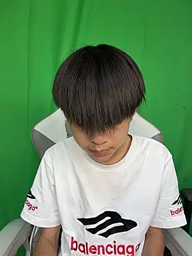 Chat +18 de DD-101 ao vivo