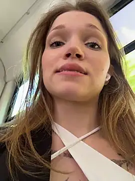 StreetSquirt's Live XXX Chat