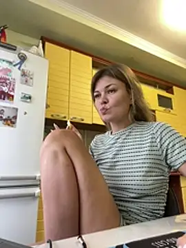 _Lisa_ Adlı Modelin Canlı XXX Sohbeti