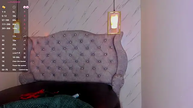 Chat +18 de Alice_Laurentt ao vivo