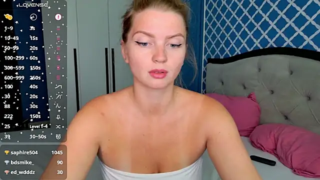 Busty_Redhead's Live XXX Chat