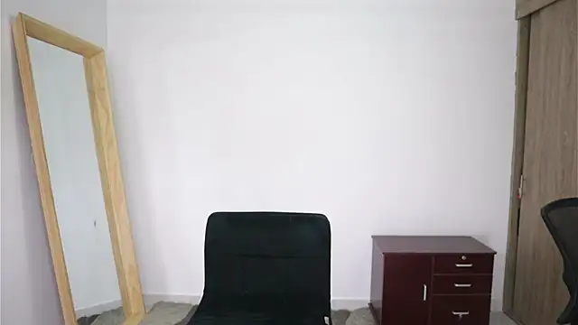 Steph_F's Live XXX Chat