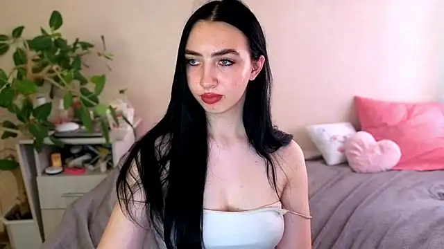 WildKittenX_'s Live XXX Chat