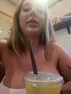 Вебкам-шоу Amiraxevans
