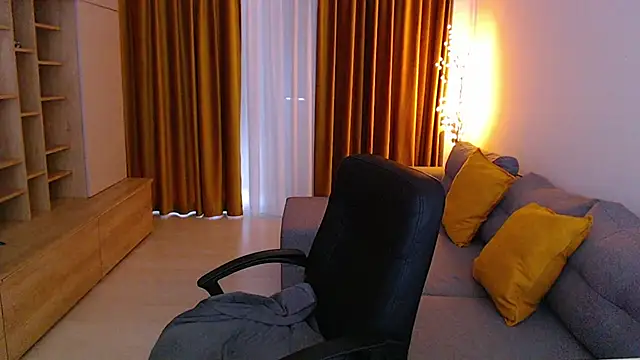Онлайн чат XXX mia_bloomy